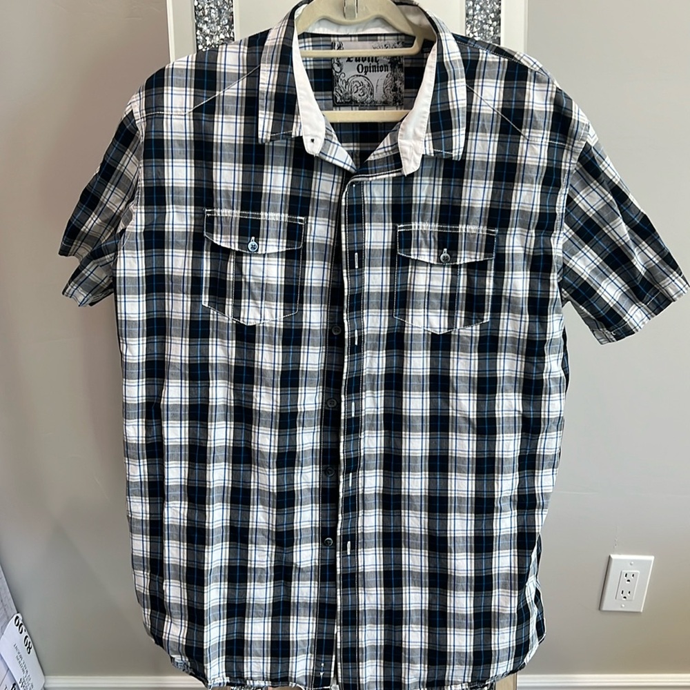 Men’s plaid button down